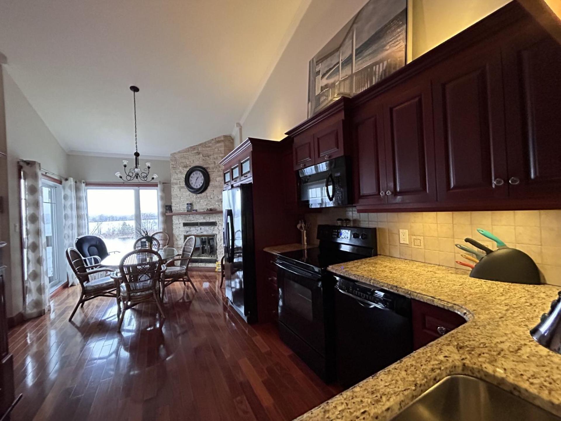 Condos Memphremagog Dış mekan fotoğraf
